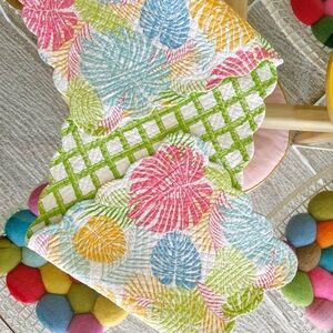 51” reversible quilted table runner